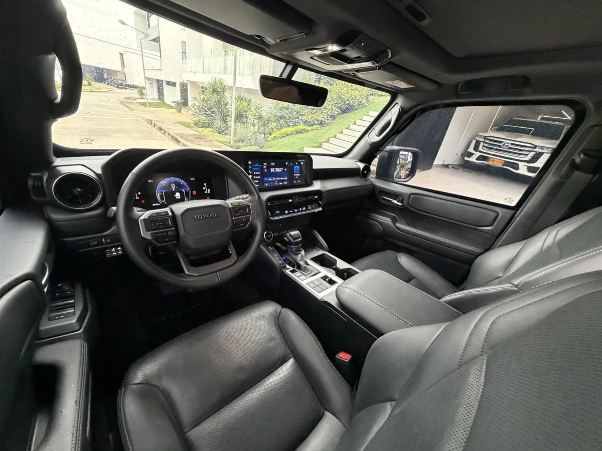 Toyota Prado TXL 2025 | Blindaje Nivel 2 Plus | Motor Diesel 4x4