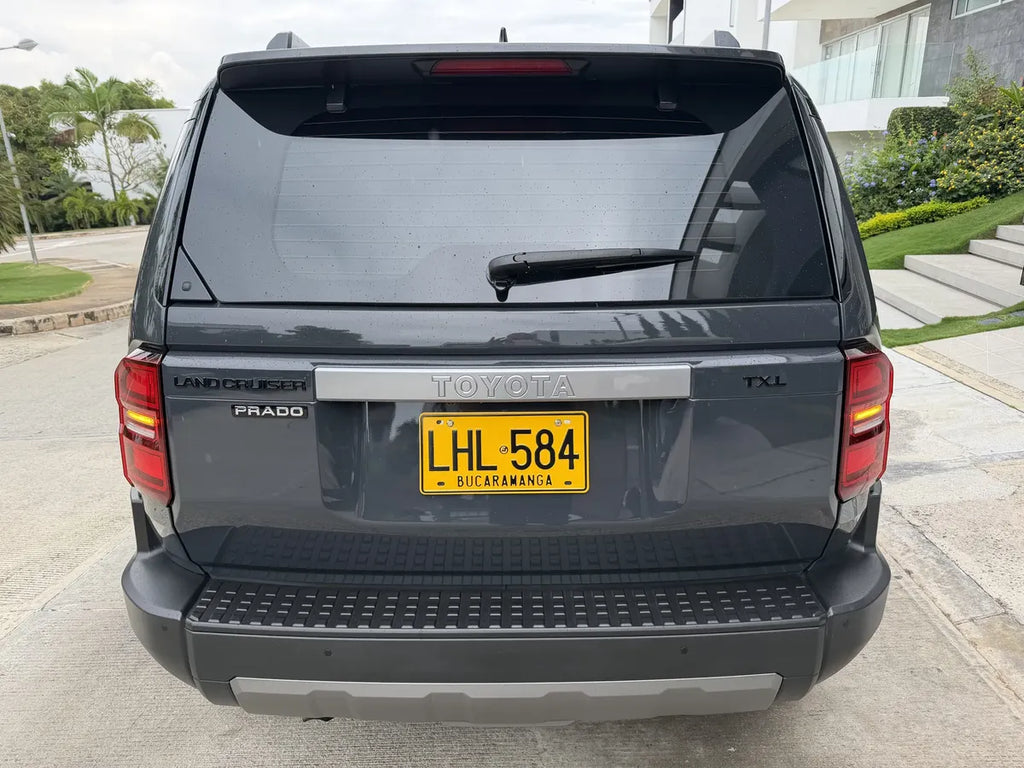 Toyota Prado TXL 2025 | Blindaje Nivel 2 Plus | Motor Diesel 4x4