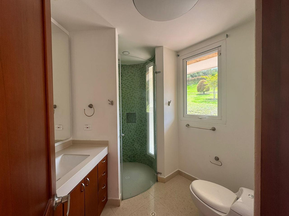 Casa Campestre Sofrópolis | Exclusiva Residencia — Venta y Arriendo