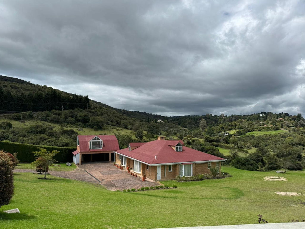 Casa Campestre Sofrópolis | Exclusiva Residencia — Venta y Arriendo