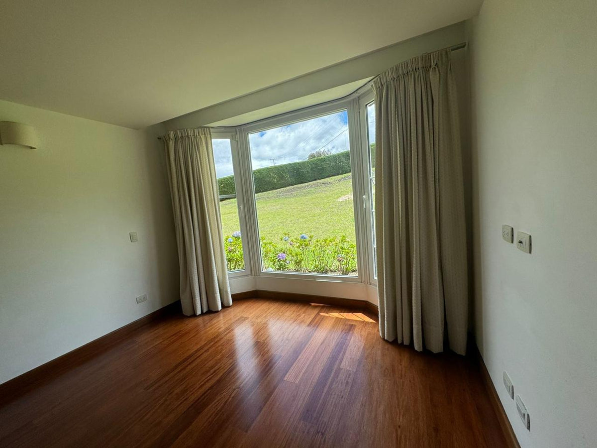 Casa Campestre Sofrópolis | Exclusiva Residencia — Venta y Arriendo