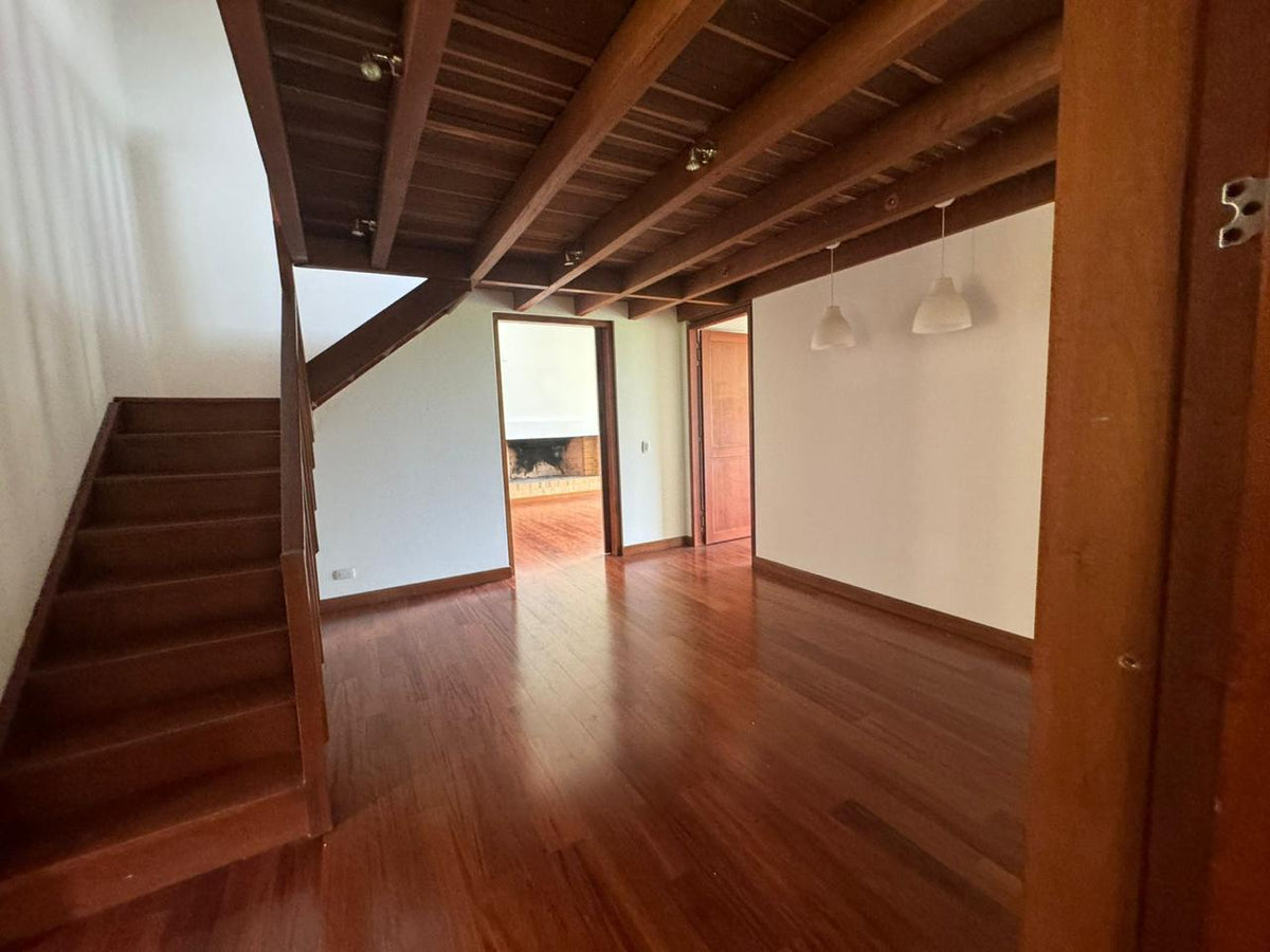 Casa Campestre Sofrópolis | Exclusiva Residencia — Venta y Arriendo