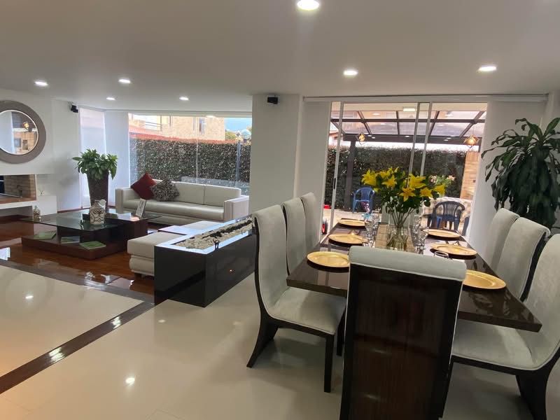 Casa de Lujo en Chía Cundinamarca – Milla de Oro