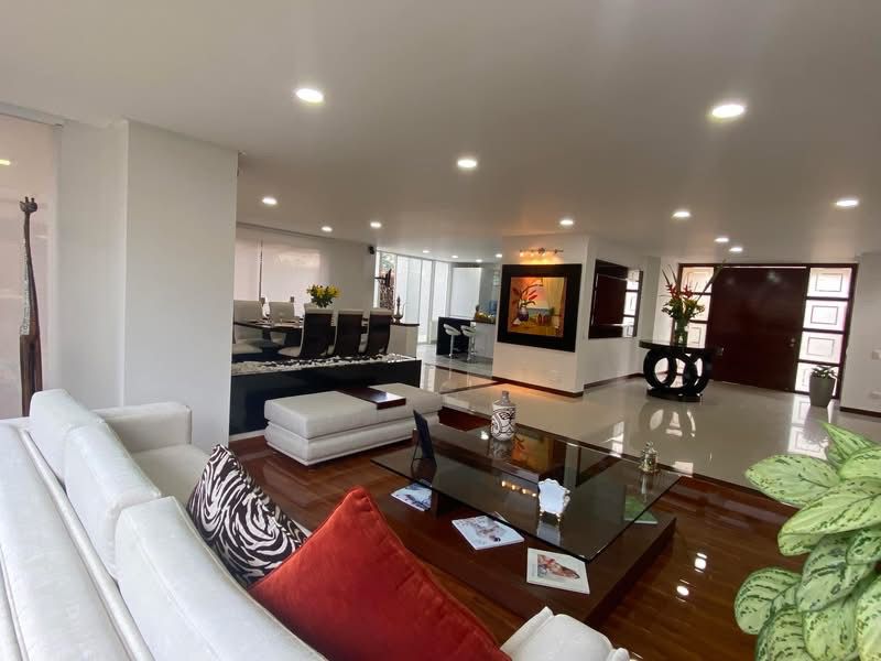 Casa de Lujo en Chía Cundinamarca – Milla de Oro