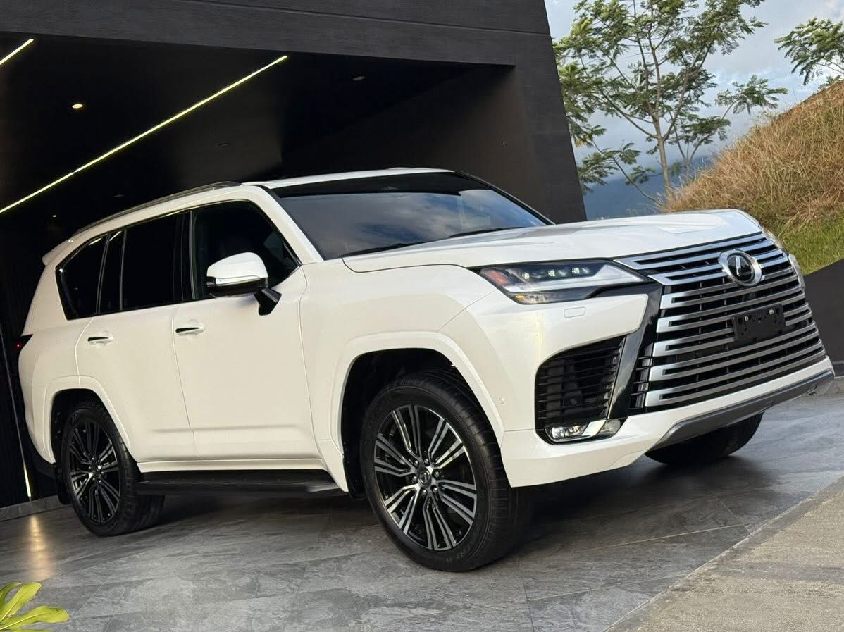 lexus