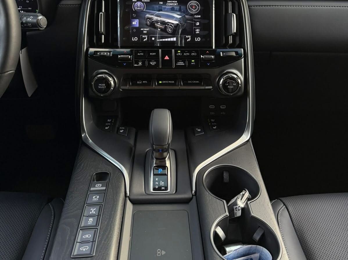 lexus