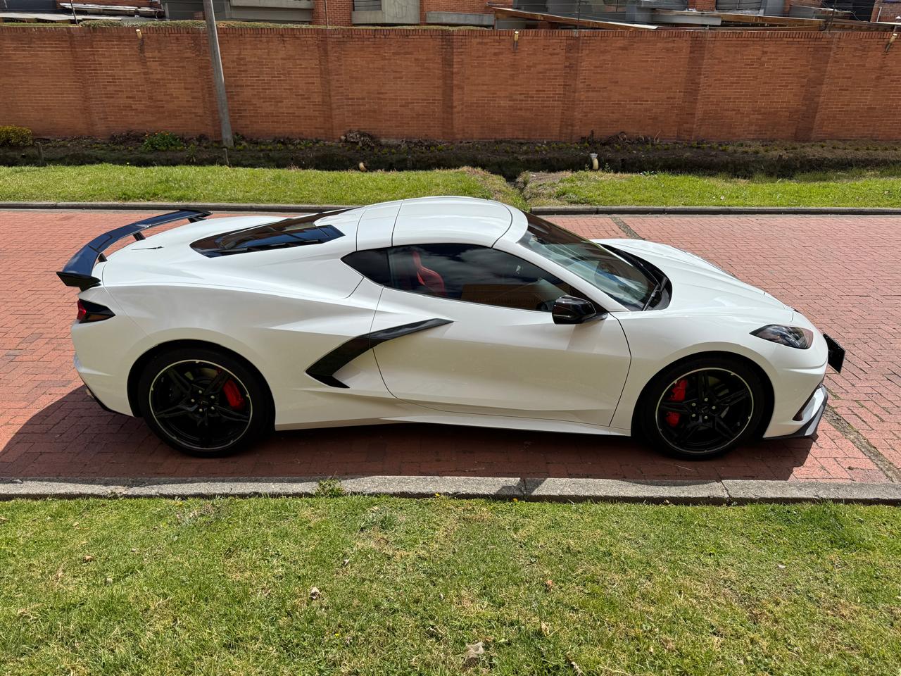 Chevrolet Corvette Stingray 3LT Paquete Z51 2025 – Único en Colombia