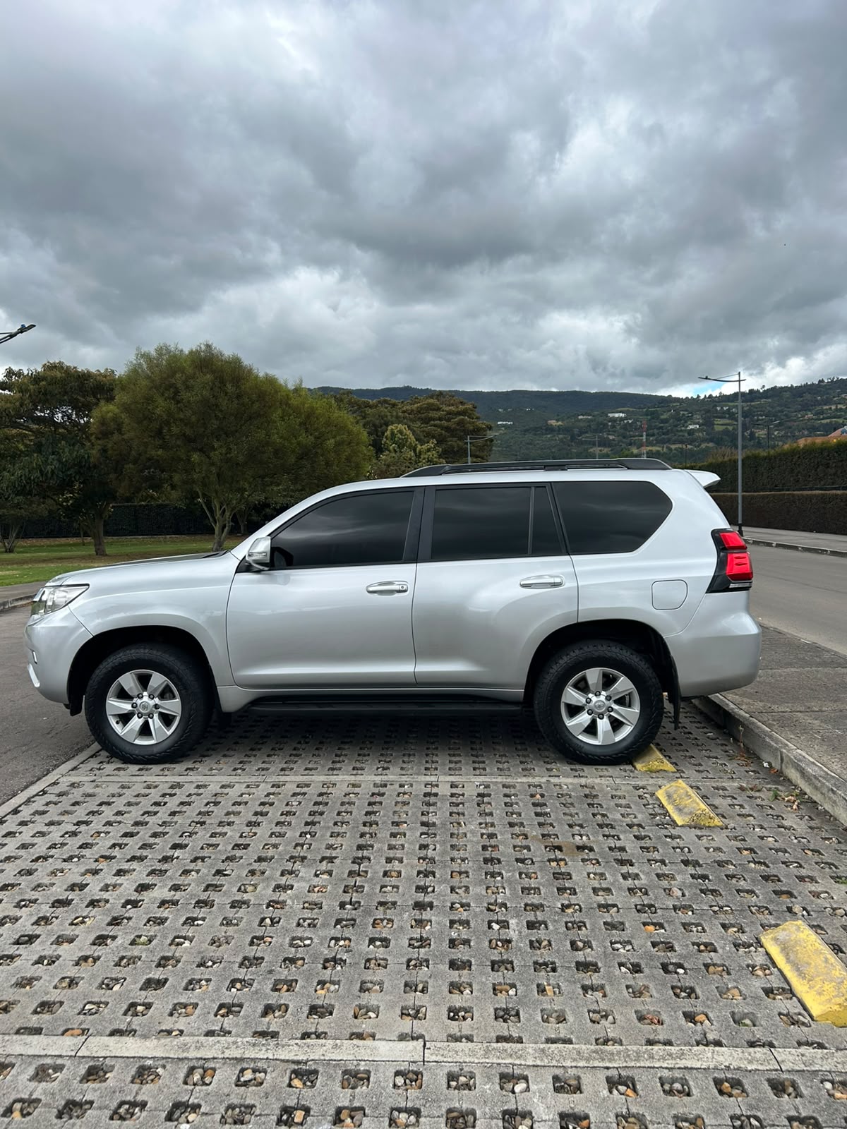 Toyota Prado 3.0 TXL FL Diésel 2018 – Blindaje Nivel 2 Plus por Balistic | 108.000 km