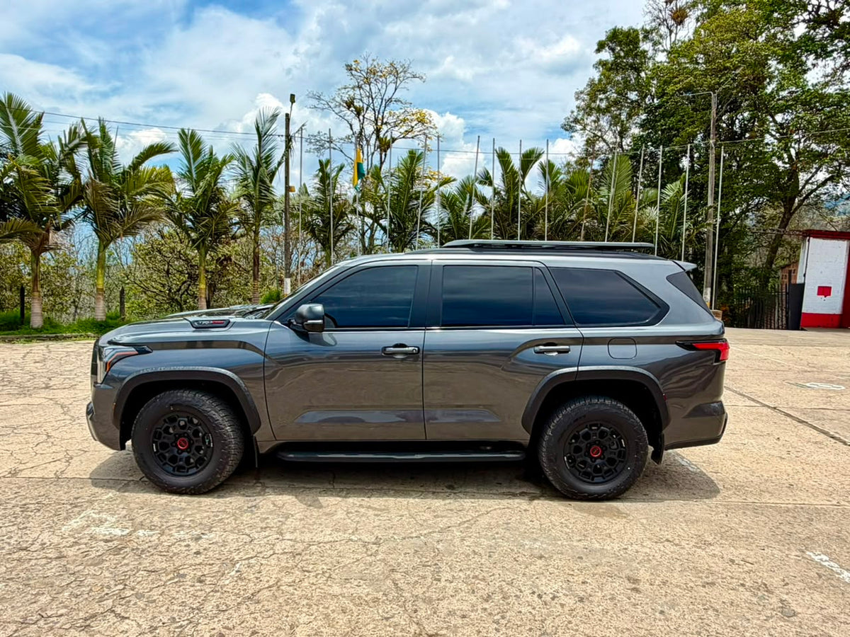 Toyota Sequoia TRD Pro Híbrida 2026 – 5.500 km | Todo Incluido