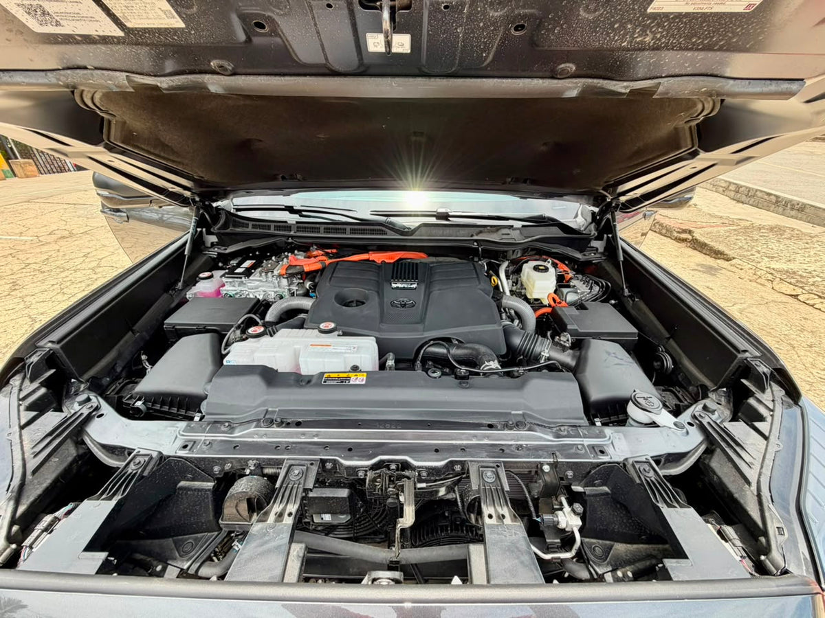 Toyota Sequoia TRD Pro Híbrida 2026 – 5.500 km | Todo Incluido