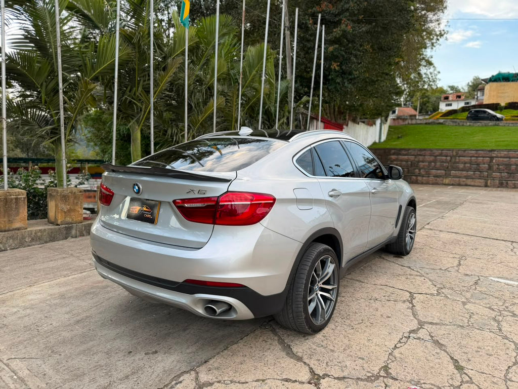 BMW X6 3.0 xDrive30d Premium 2016 – 62.000 km | Diesel de Alto Rendimiento