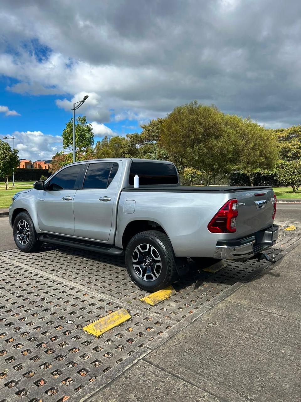 Toyota Hilux SRX 4x4 Diésel 2.8 2022 – Blindaje Nivel 2 Plus | 90.000 km | Papeles al Día