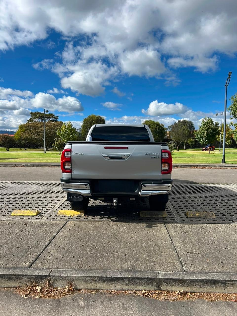 Toyota Hilux SRX 4x4 Diésel 2.8 2022 – Blindaje Nivel 2 Plus | 90.000 km | Papeles al Día