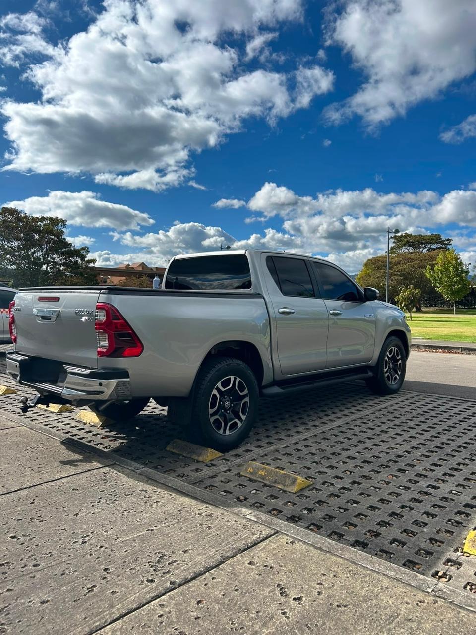 Toyota Hilux SRX 4x4 Diésel 2.8 2022 – Blindaje Nivel 2 Plus | 90.000 km | Papeles al Día