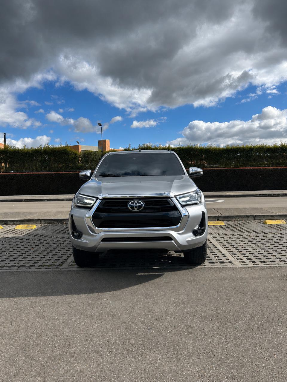 Toyota Hilux SRX 4x4 Diésel 2.8 2022 – Blindaje Nivel 2 Plus | 90.000 km | Papeles al Día