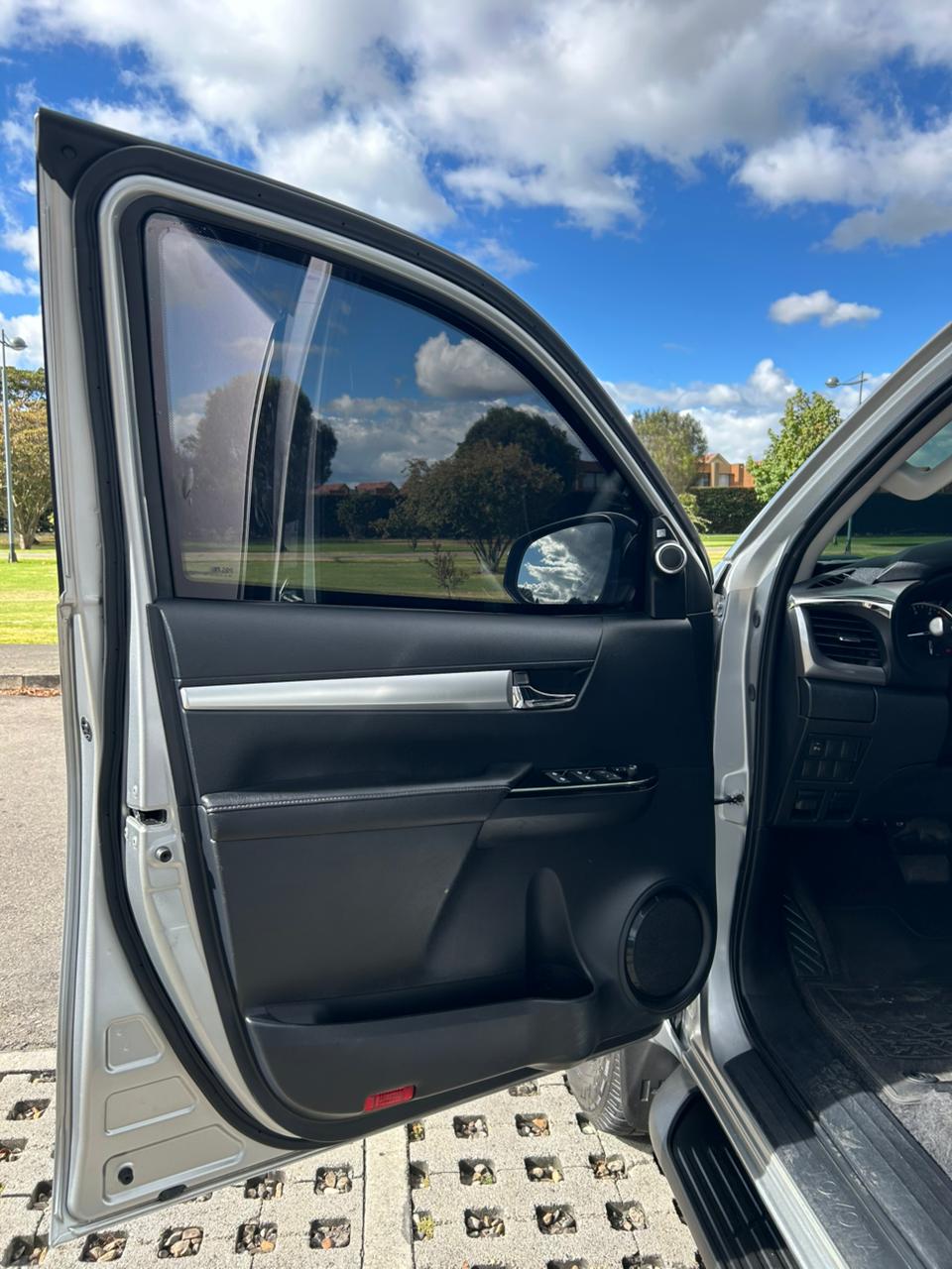 Toyota Hilux SRX 4x4 Diésel 2.8 2022 – Blindaje Nivel 2 Plus | 90.000 km | Papeles al Día