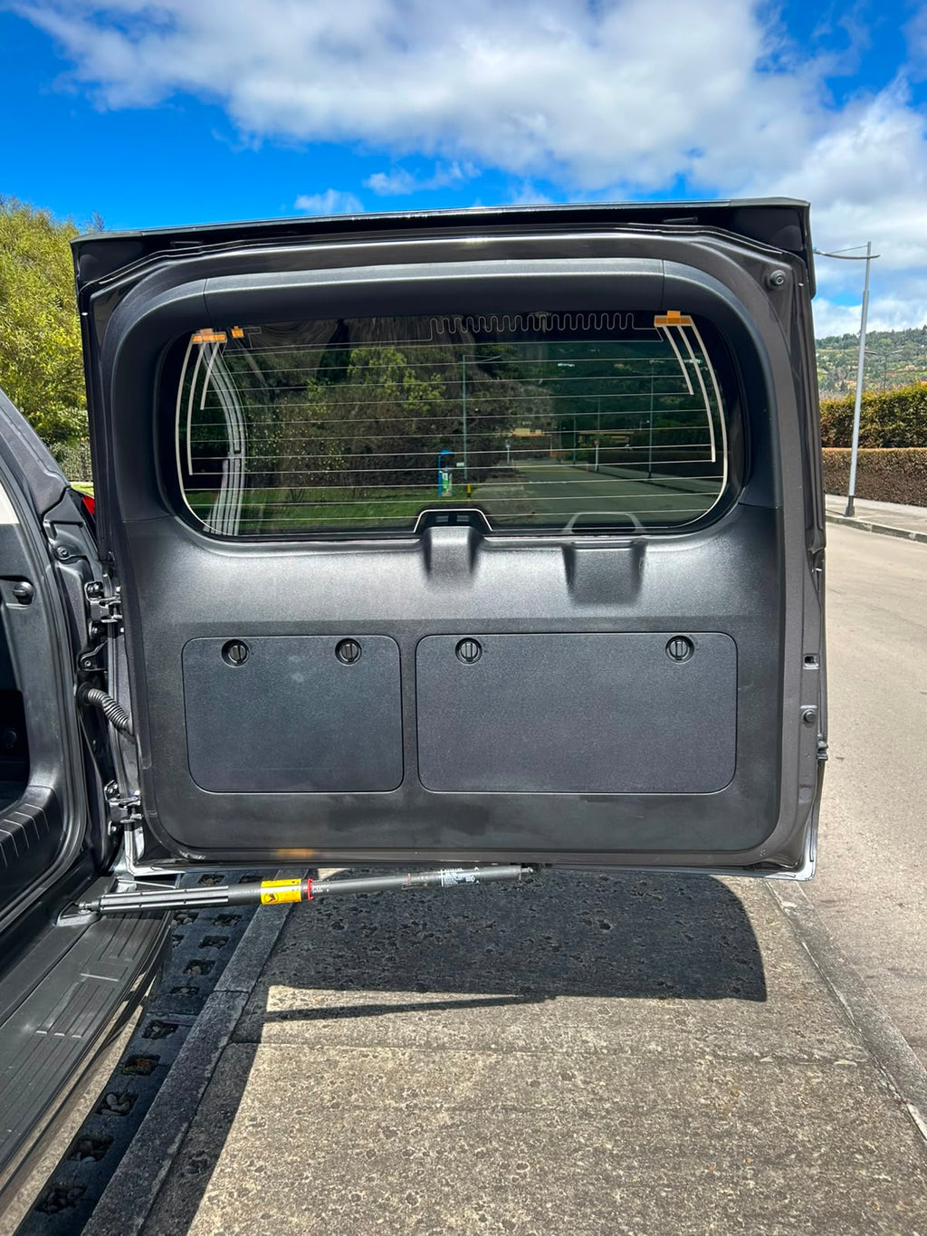 Toyota Land Cruiser TXL Diesel 2024 – Blindada Nivel 2 Plus | Gris Ratón
