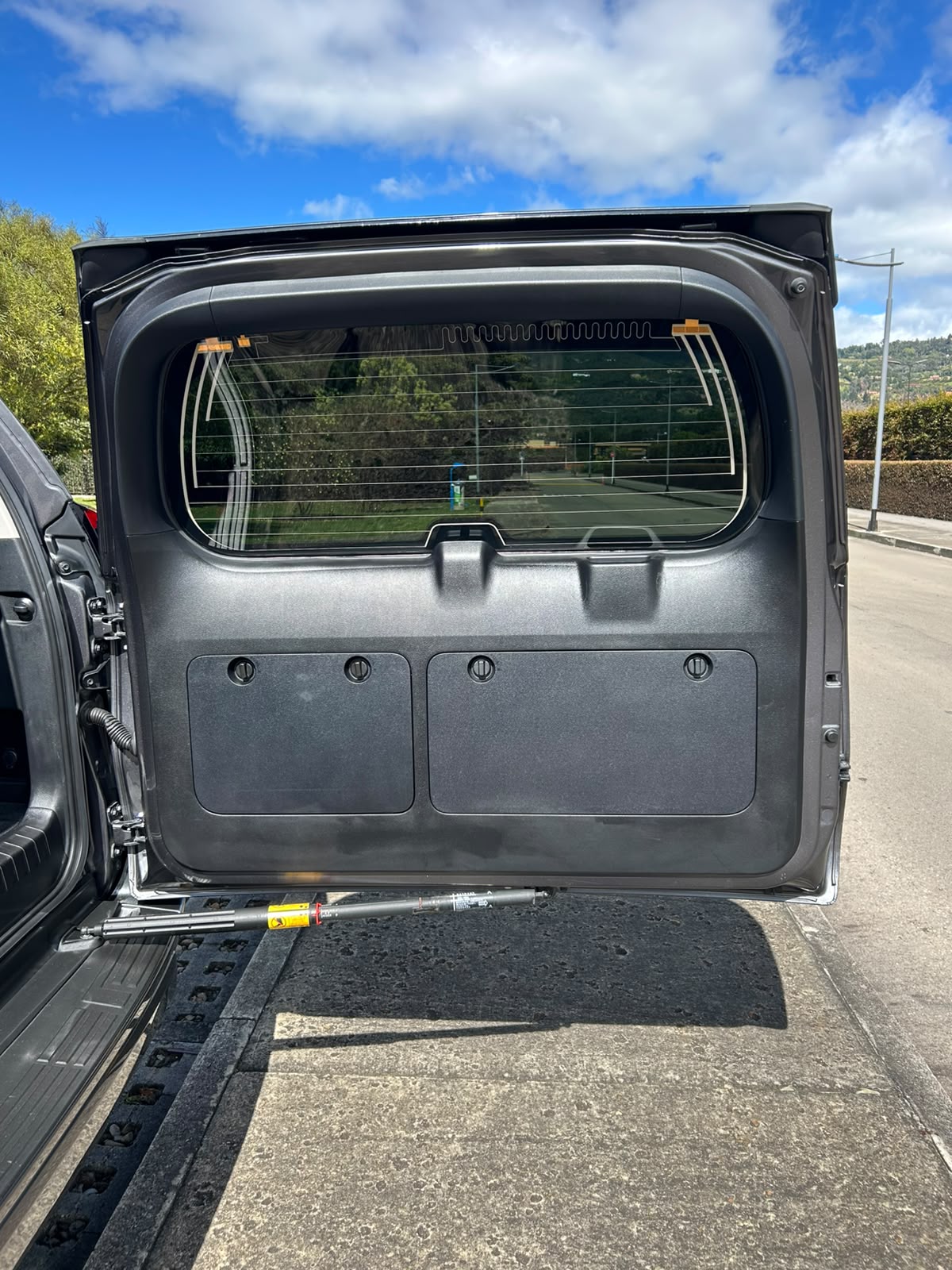 Toyota Land Cruiser TXL Diesel 2024 – Blindada Nivel 2 Plus | Gris Ratón
