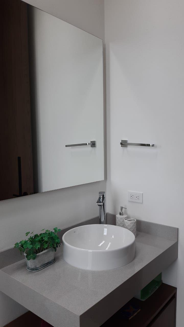 Casa Portal de Fusca | Residencia de Lujo 687 m² — Venta, Bogotá