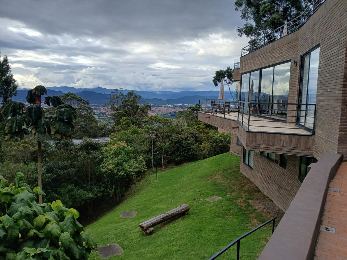 Casa Portal de Fusca | Residencia Premium 819 m² — Venta, Bogotá