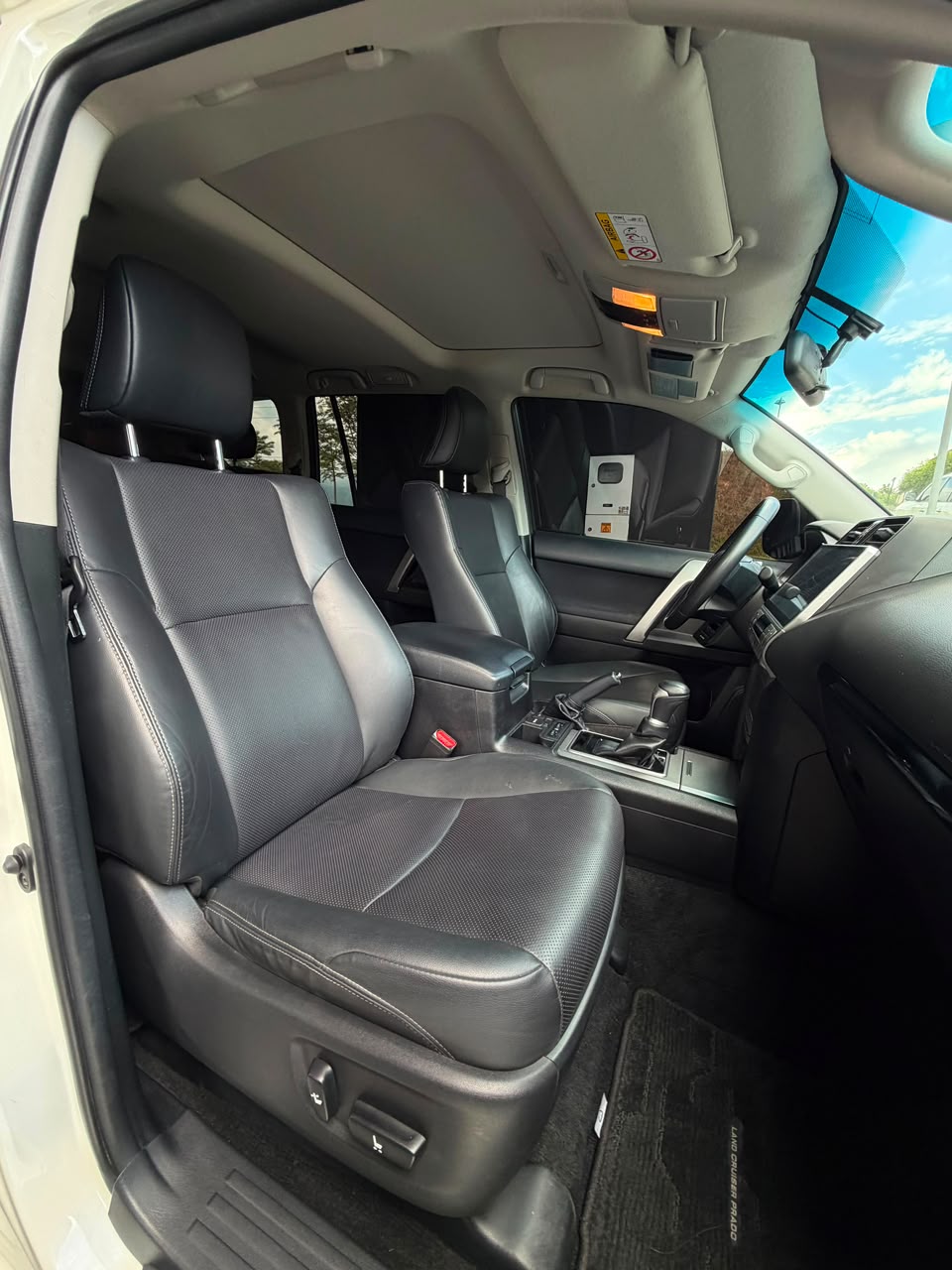 Toyota Land Cruiser Prado TXL 2024 | Blanco Perla | 2.8L Diesel 4x4