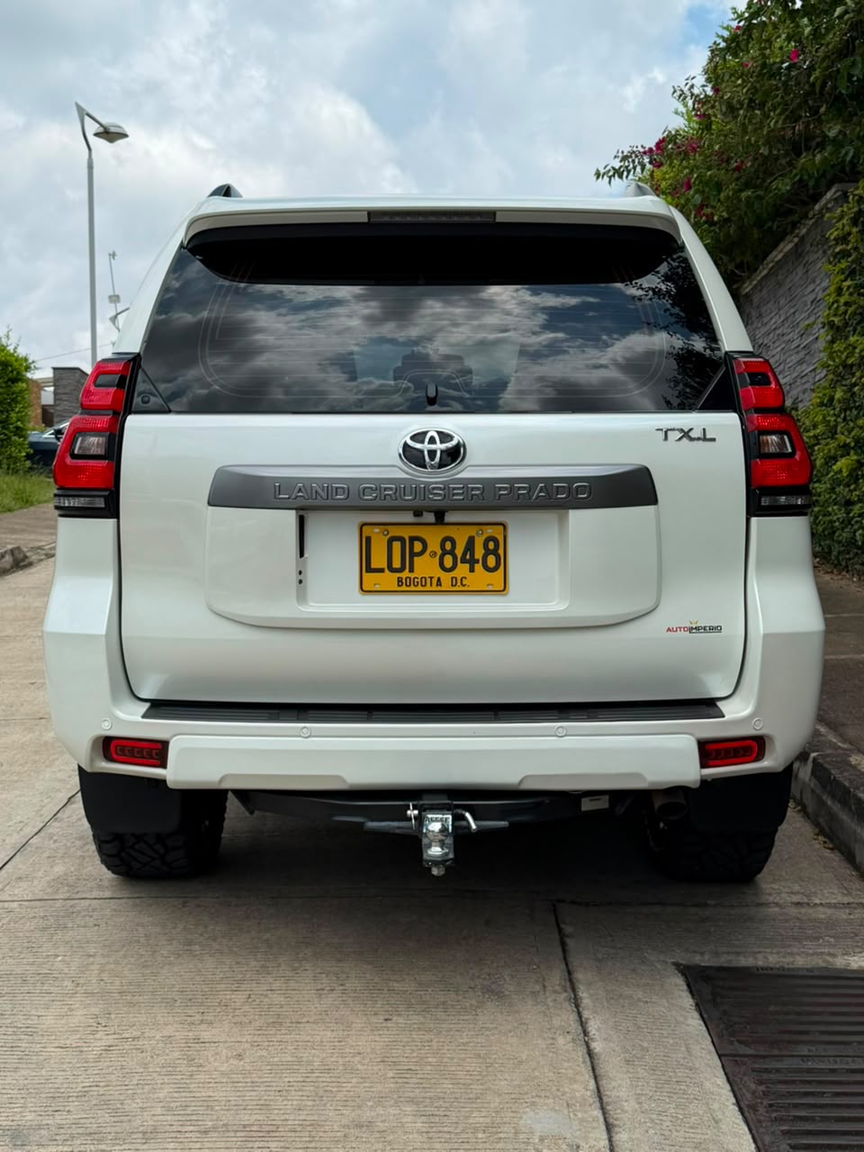 Toyota Land Cruiser Prado TXL 2024 | Blanco Perla | 2.8L Diesel 4x4