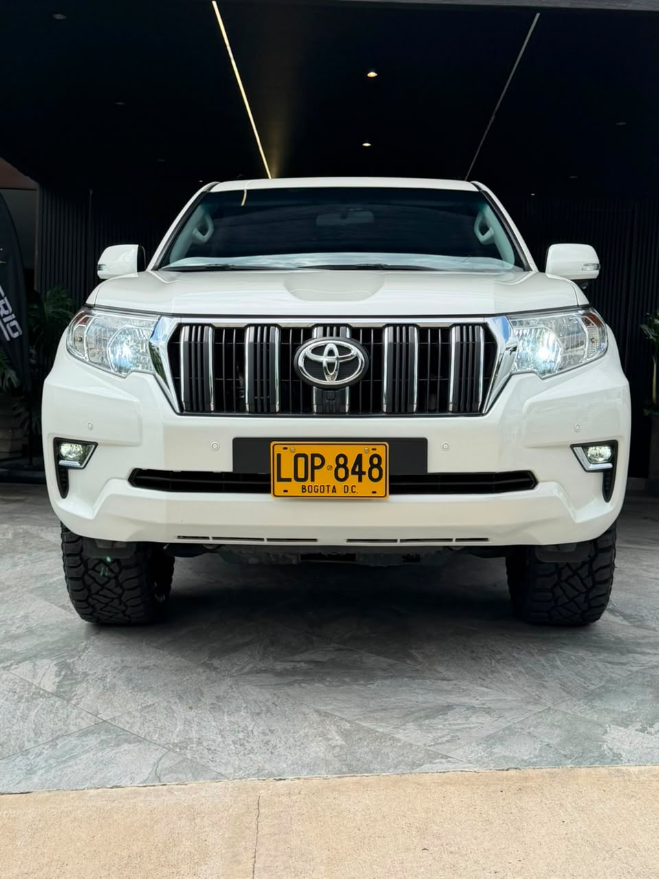 Toyota Land Cruiser Prado TXL 2024 | Blanco Perla | 2.8L Diesel 4x4