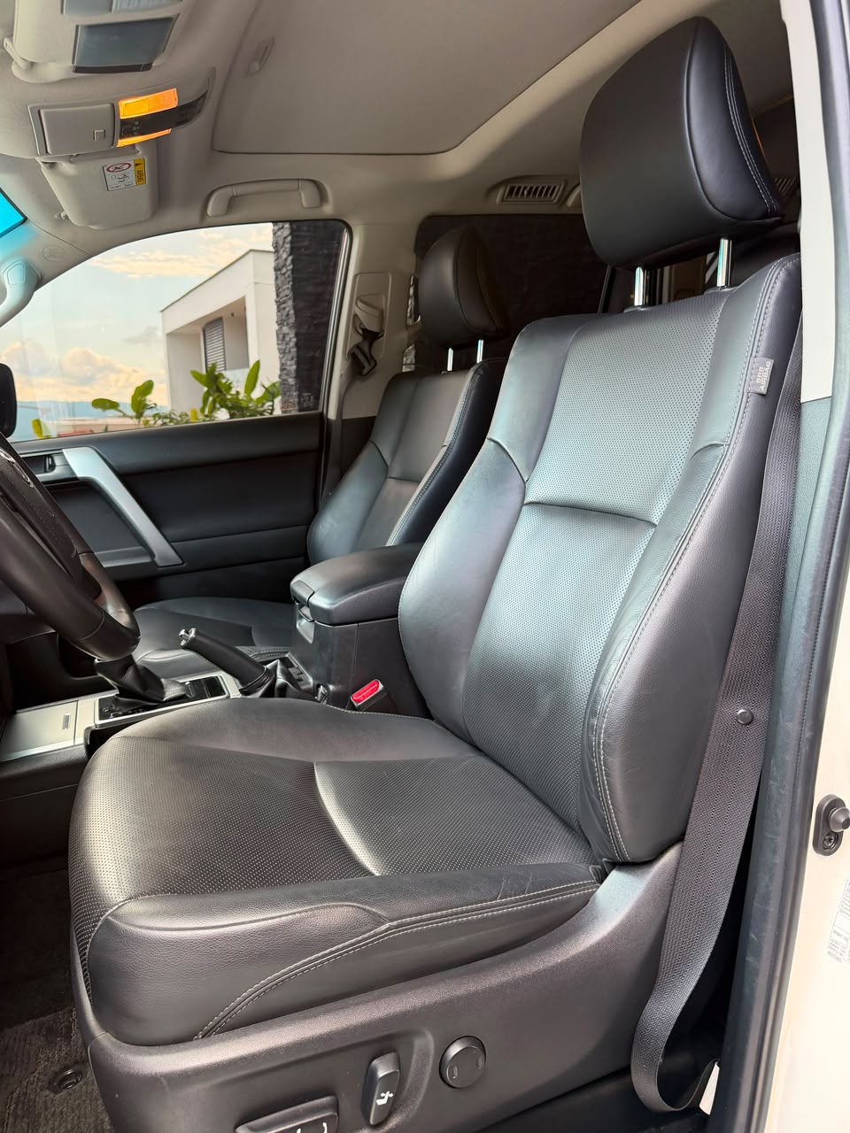 Toyota Land Cruiser Prado TXL 2024 | Blanco Perla | 2.8L Diesel 4x4